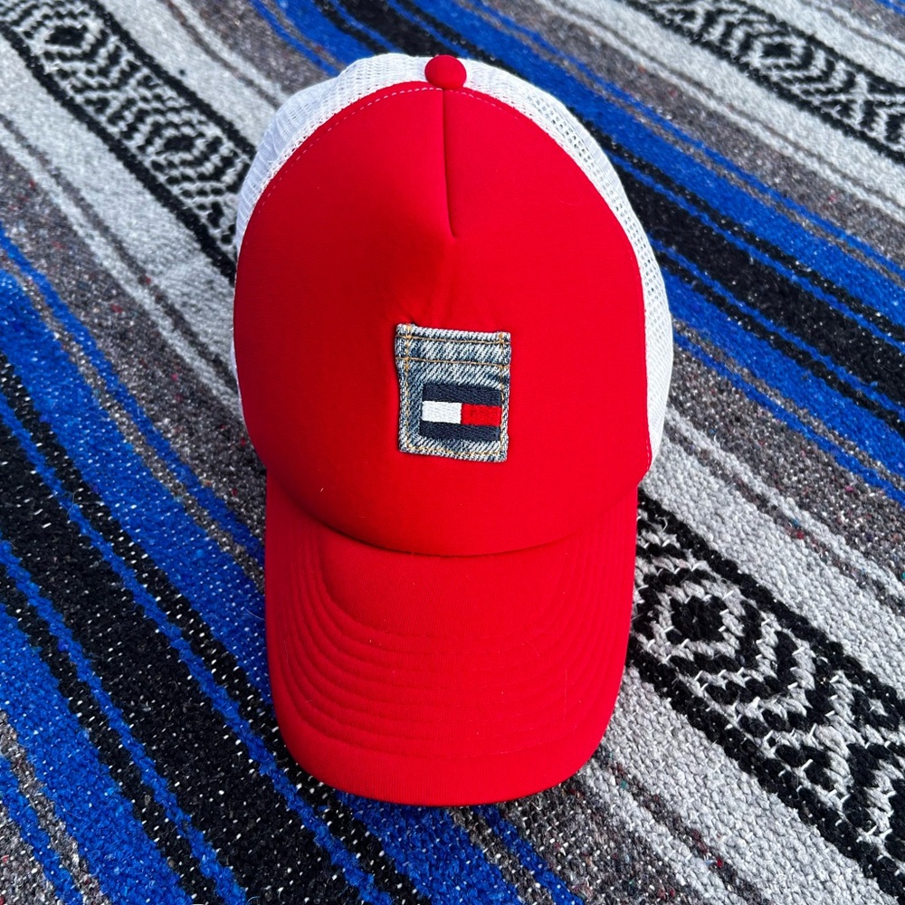 Tommy Hilfiger Trucker Hat
